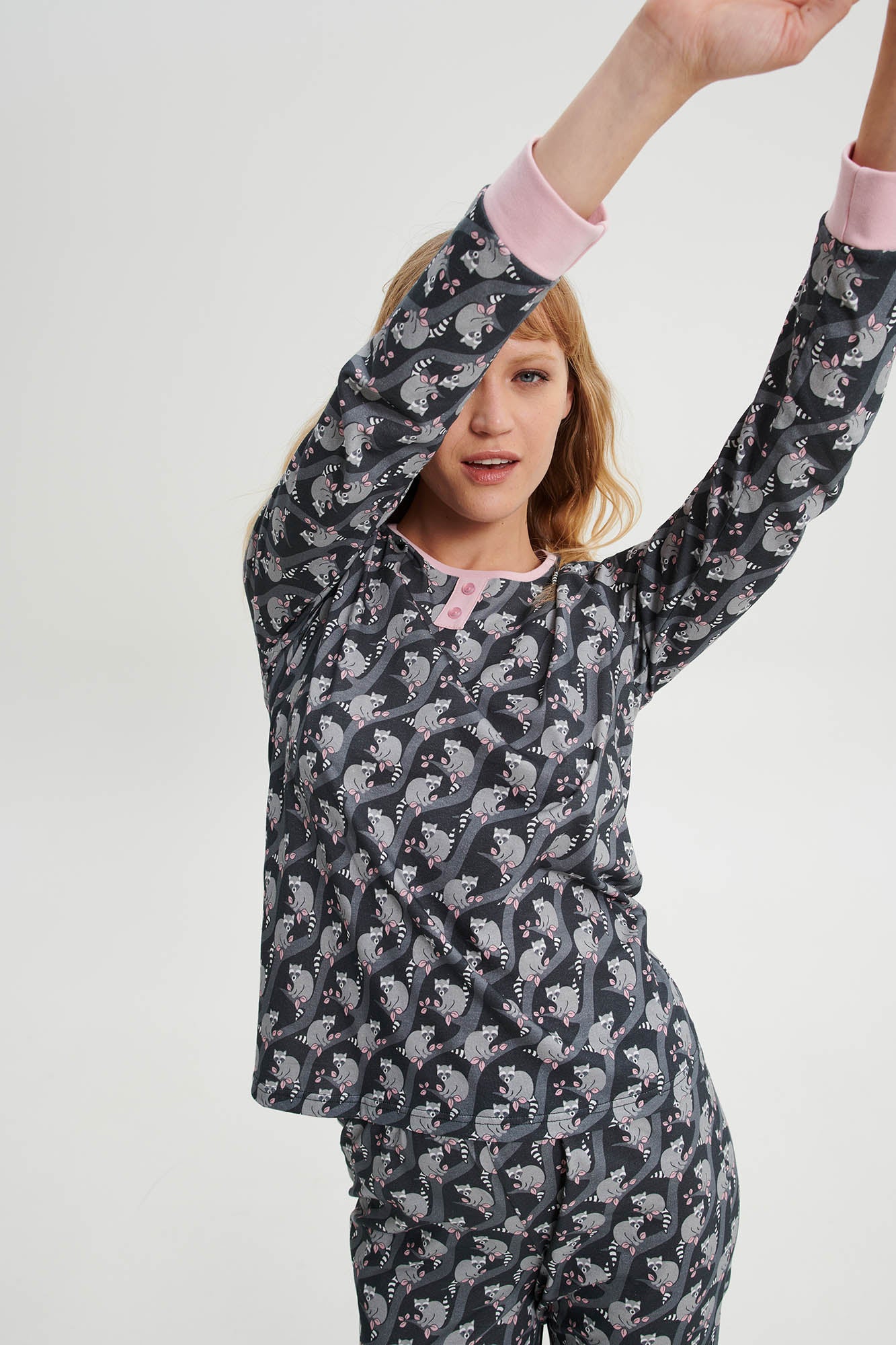 https://assets.vampfashion.com/SOFTONE_TMP_IMAGES/4_0808732694.jpg