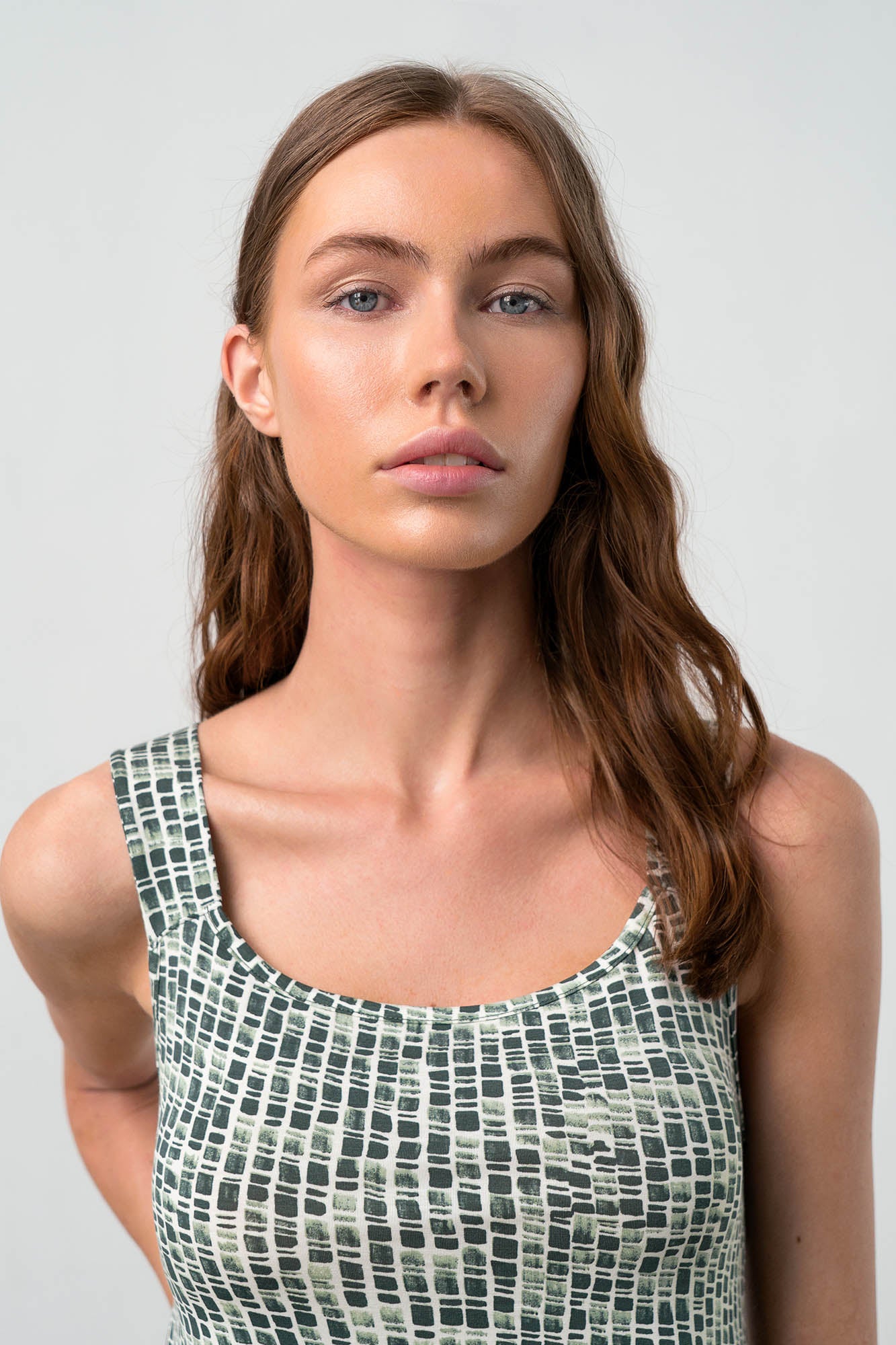 https://assets.vampfashion.com/SOFTONE_TMP_IMAGES/4_0835461881.jpg