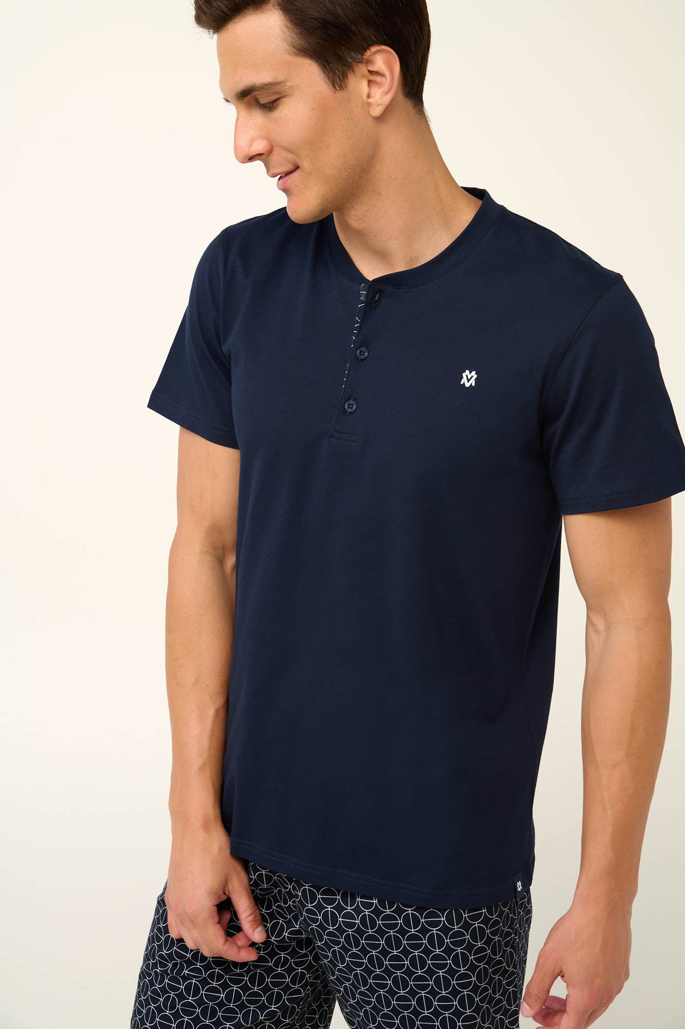 https://assets.vampfashion.com/SOFTONE_TMP_IMAGES/4_0846292551.jpg