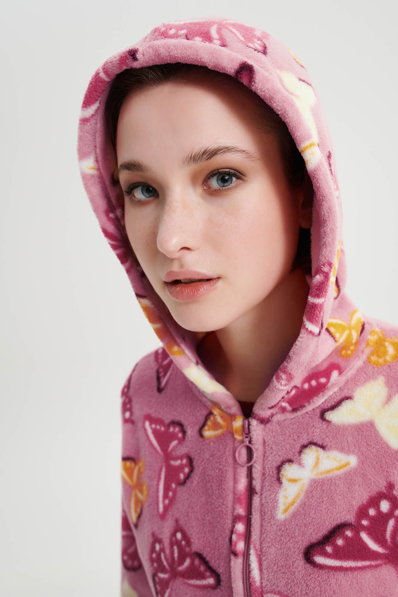 https://assets.vampfashion.com/SOFTONE_TMP_IMAGES/4_0902569271.jpg