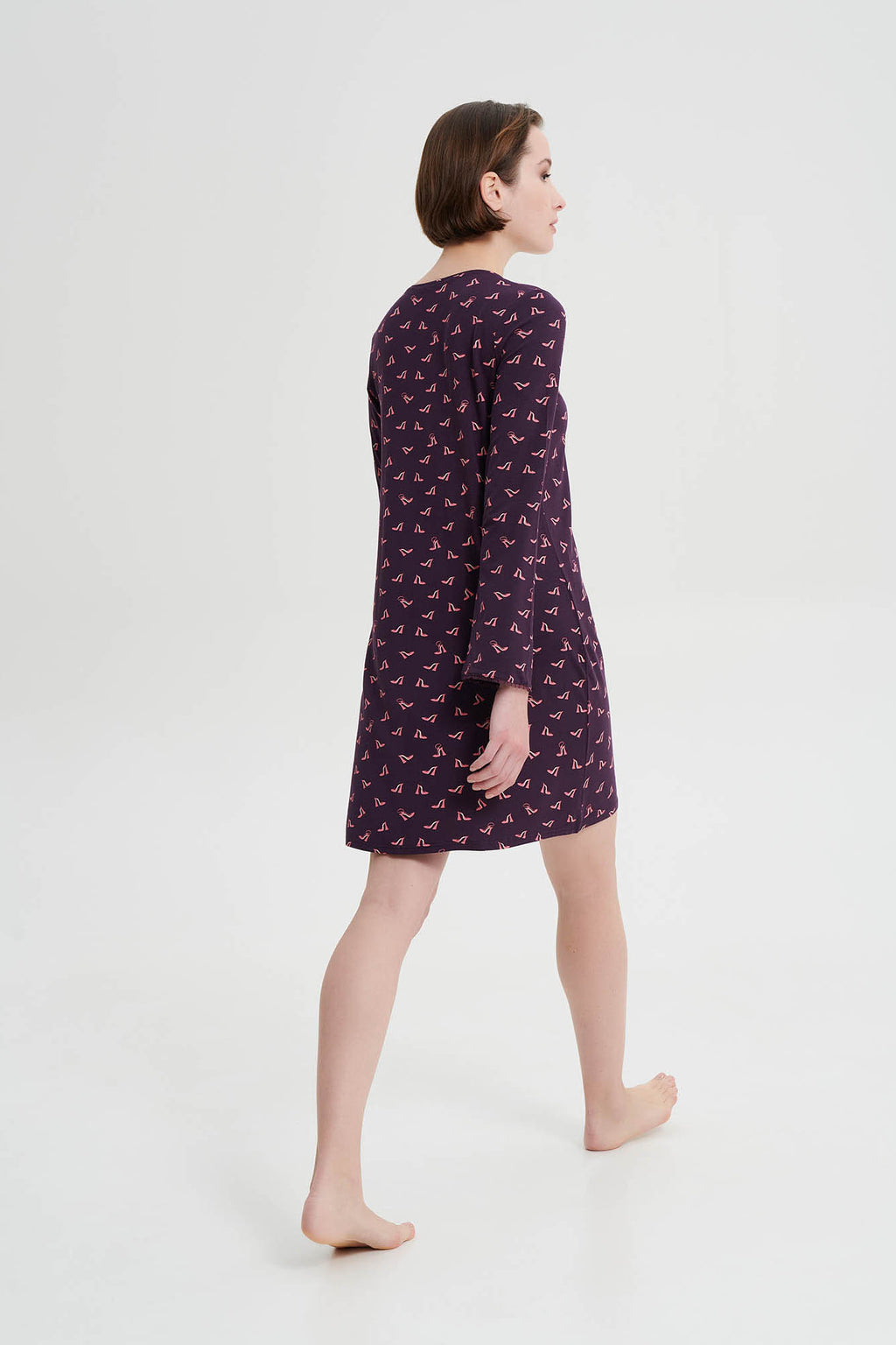 https://assets.vampfashion.com/SOFTONE_TMP_IMAGES/4_0966458129.jpg