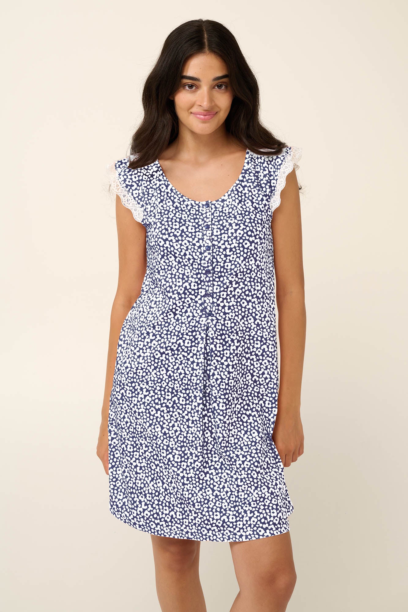 https://assets.vampfashion.com/SOFTONE_TMP_IMAGES/4_0983605242.jpg