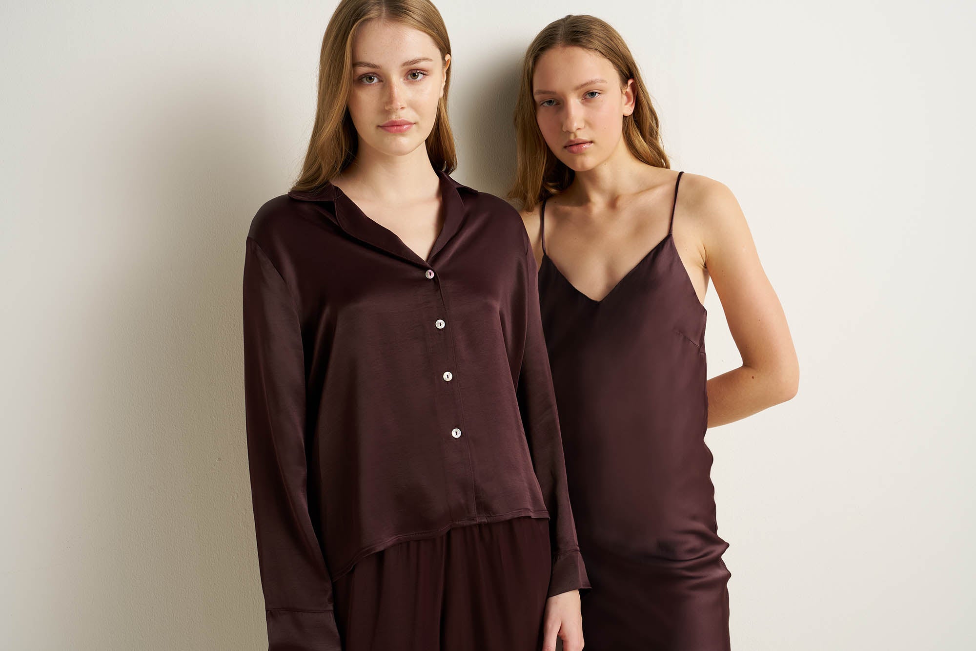 https://assets.vampfashion.com/SOFTONE_TMP_IMAGES/5_0069854774.jpg