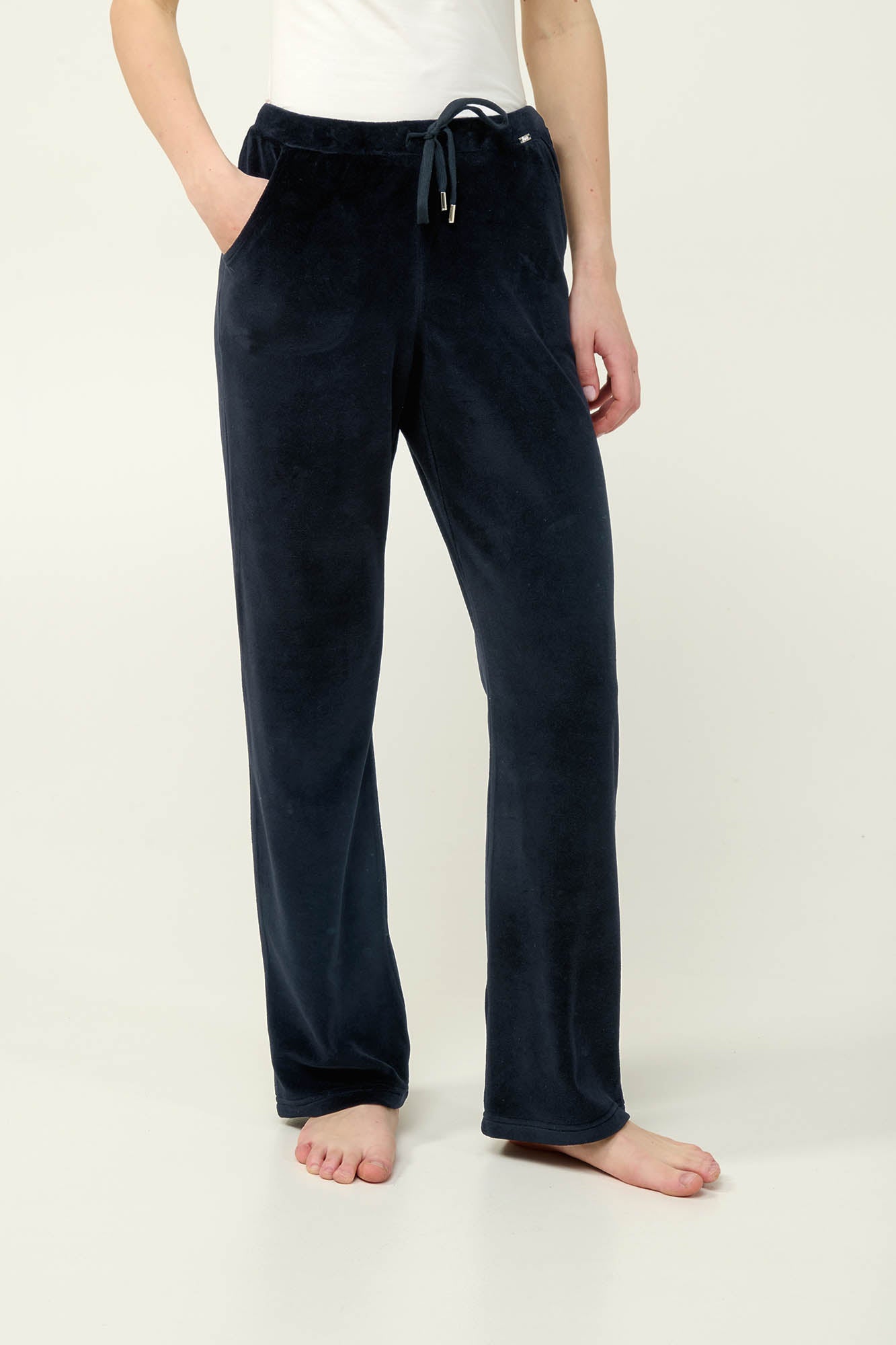 https://assets.vampfashion.com/SOFTONE_TMP_IMAGES/5_0243056559.jpg