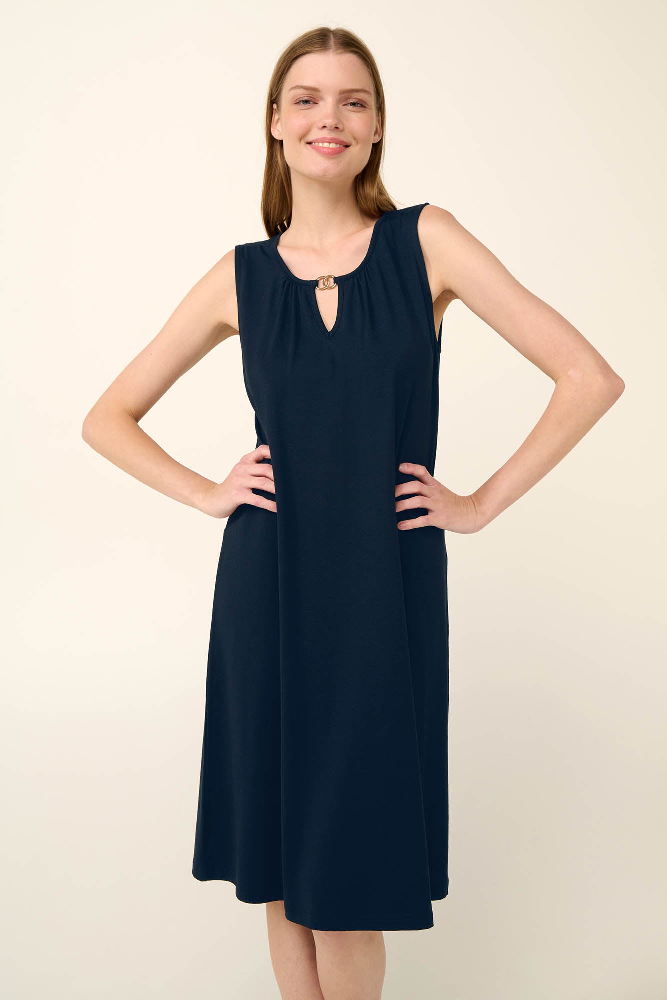 https://assets.vampfashion.com/SOFTONE_TMP_IMAGES/5_0296179443.jpg