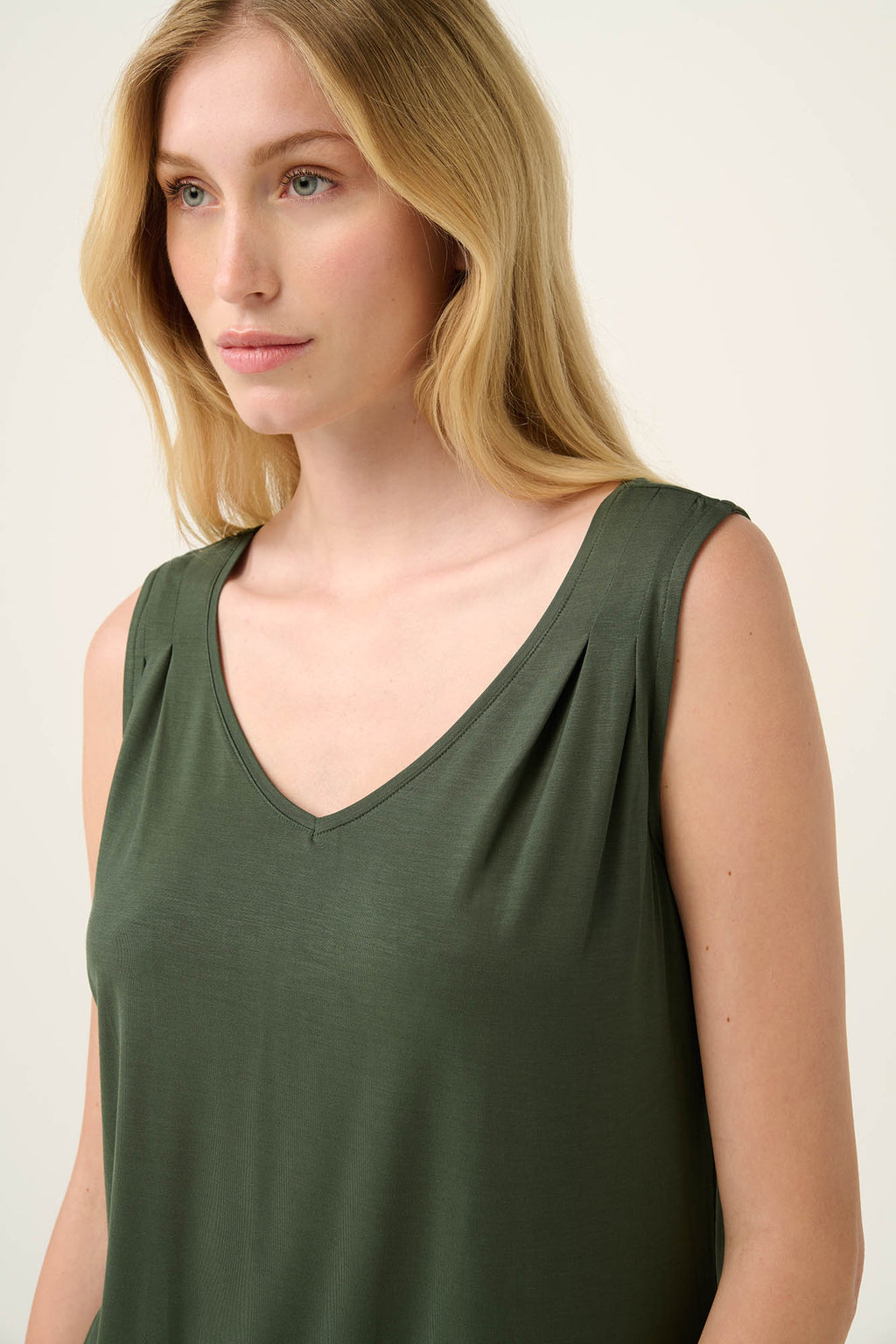 https://assets.vampfashion.com/SOFTONE_TMP_IMAGES/5_0323500161.jpg