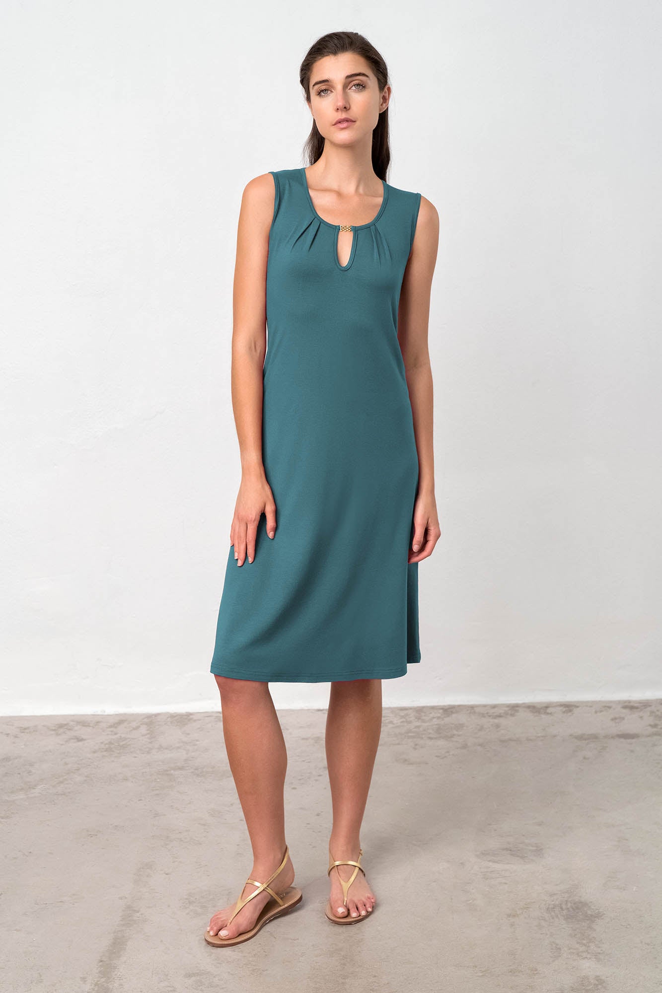 https://assets.vampfashion.com/SOFTONE_TMP_IMAGES/5_0490931804.jpg