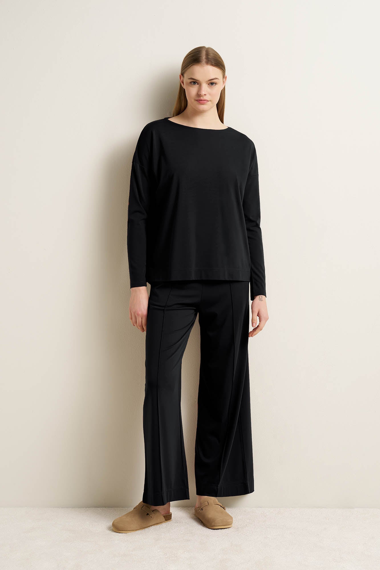 https://assets.vampfashion.com/SOFTONE_TMP_IMAGES/5_0552546592.jpg