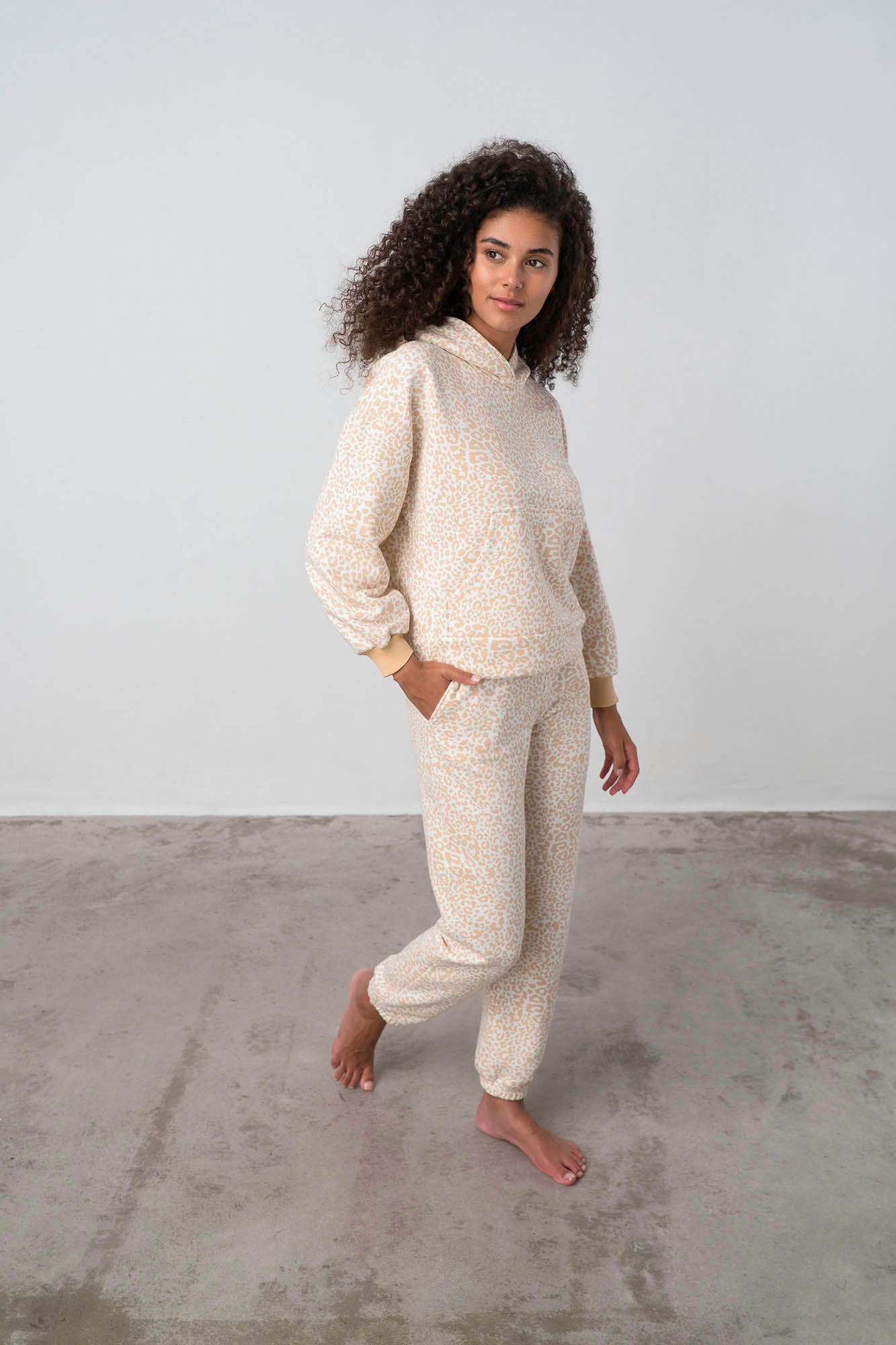 https://assets.vampfashion.com/SOFTONE_TMP_IMAGES/5_0640411712.jpg