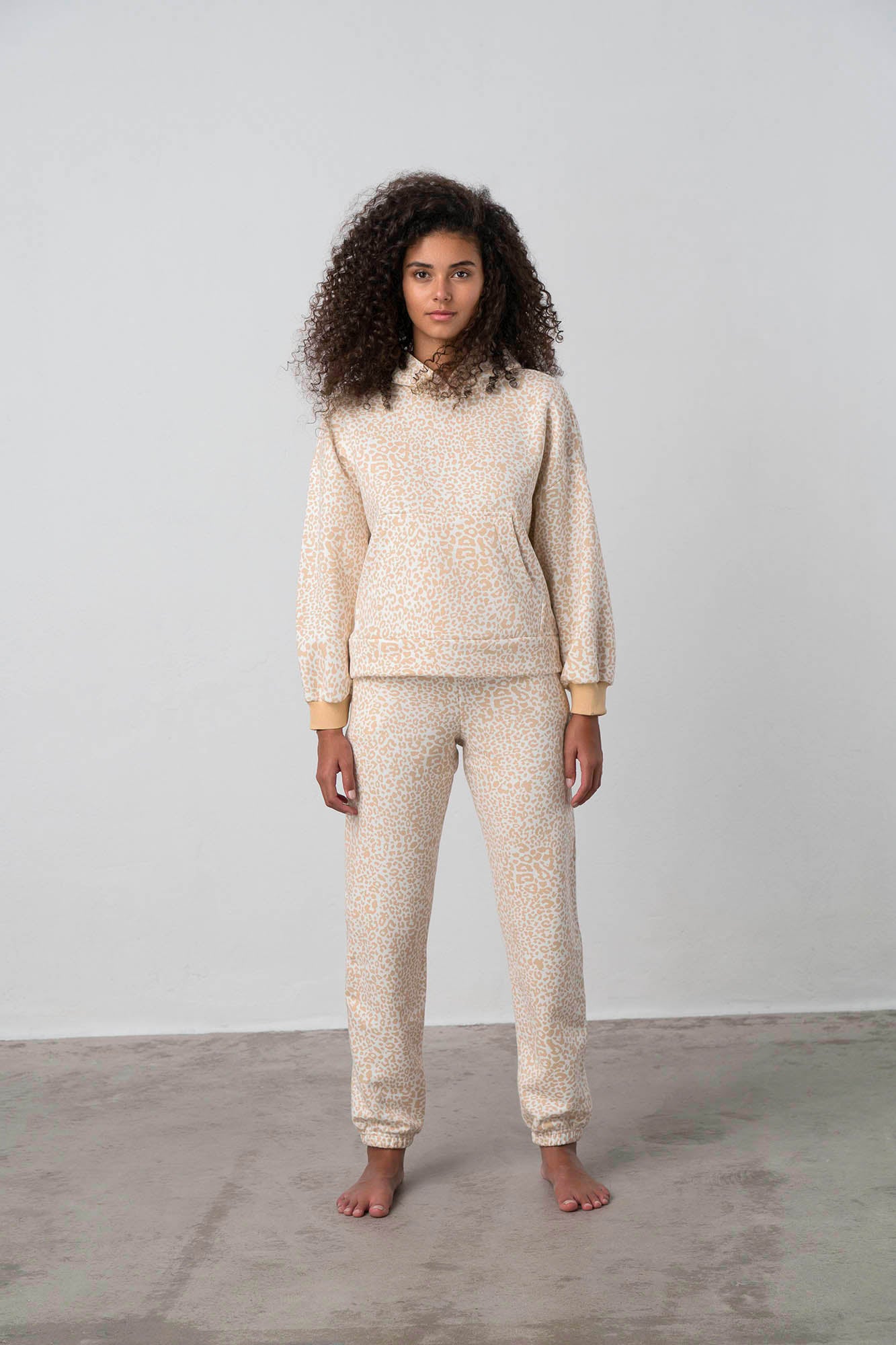 https://assets.vampfashion.com/SOFTONE_TMP_IMAGES/5_0675108543.jpg