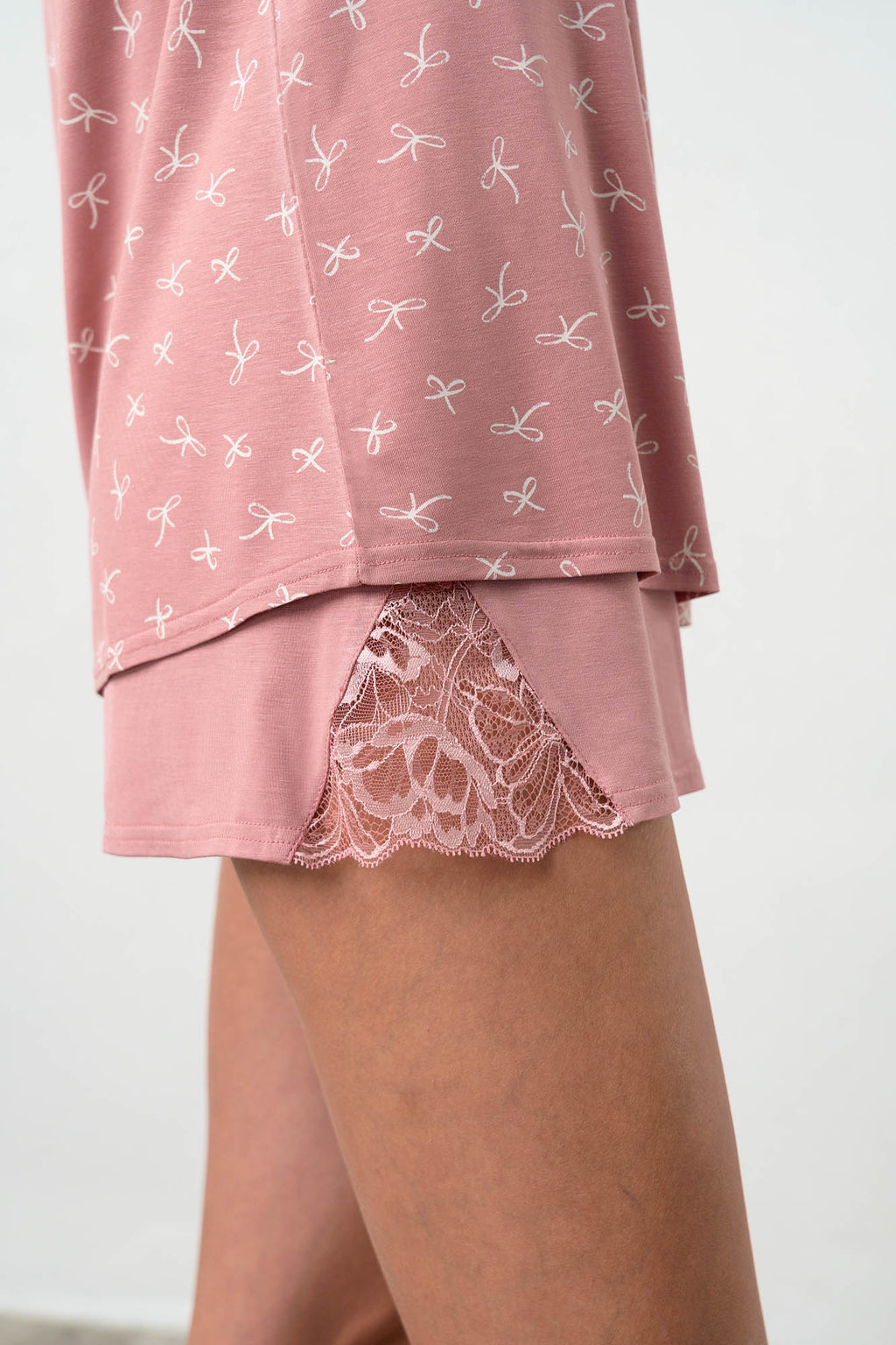 https://assets.vampfashion.com/SOFTONE_TMP_IMAGES/5_0750333778.jpg