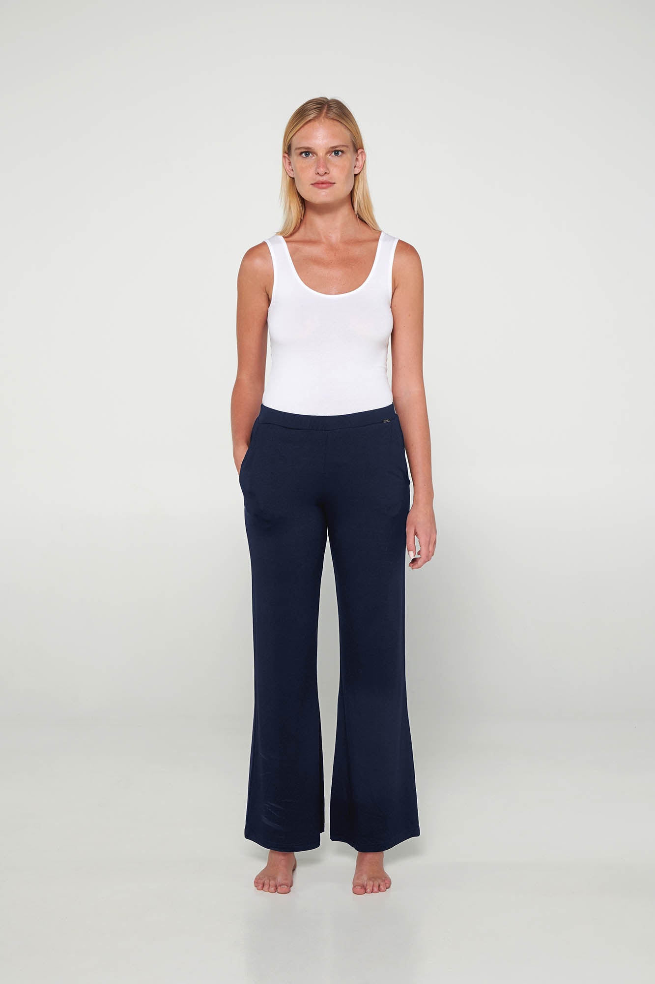 https://assets.vampfashion.com/SOFTONE_TMP_IMAGES/5_0756272879.jpg