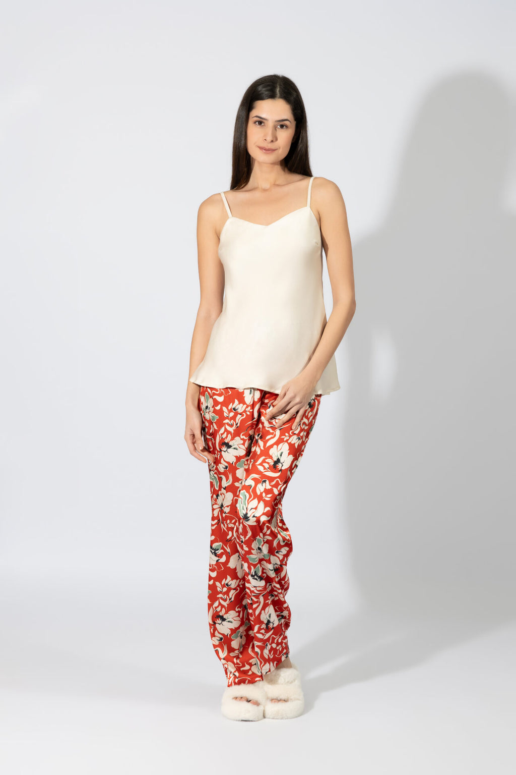 Harmony - Σατέν Πιτζάμα Με Ράντα Και Floral Παντελόνι  Beige/Red