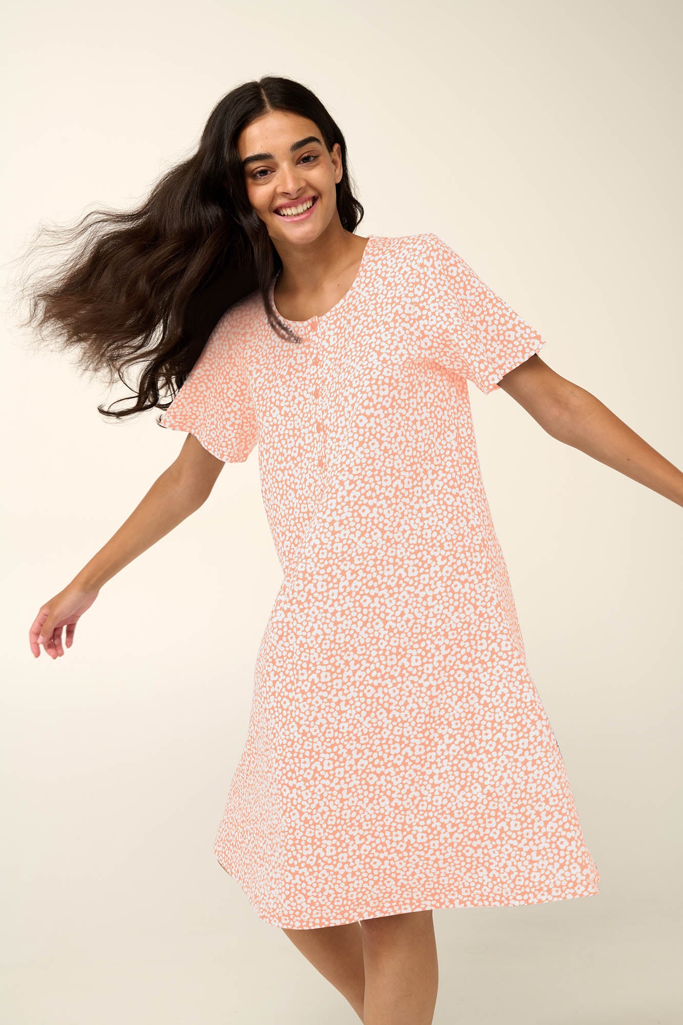https://assets.vampfashion.com/SOFTONE_TMP_IMAGES/6_0048529645.jpg