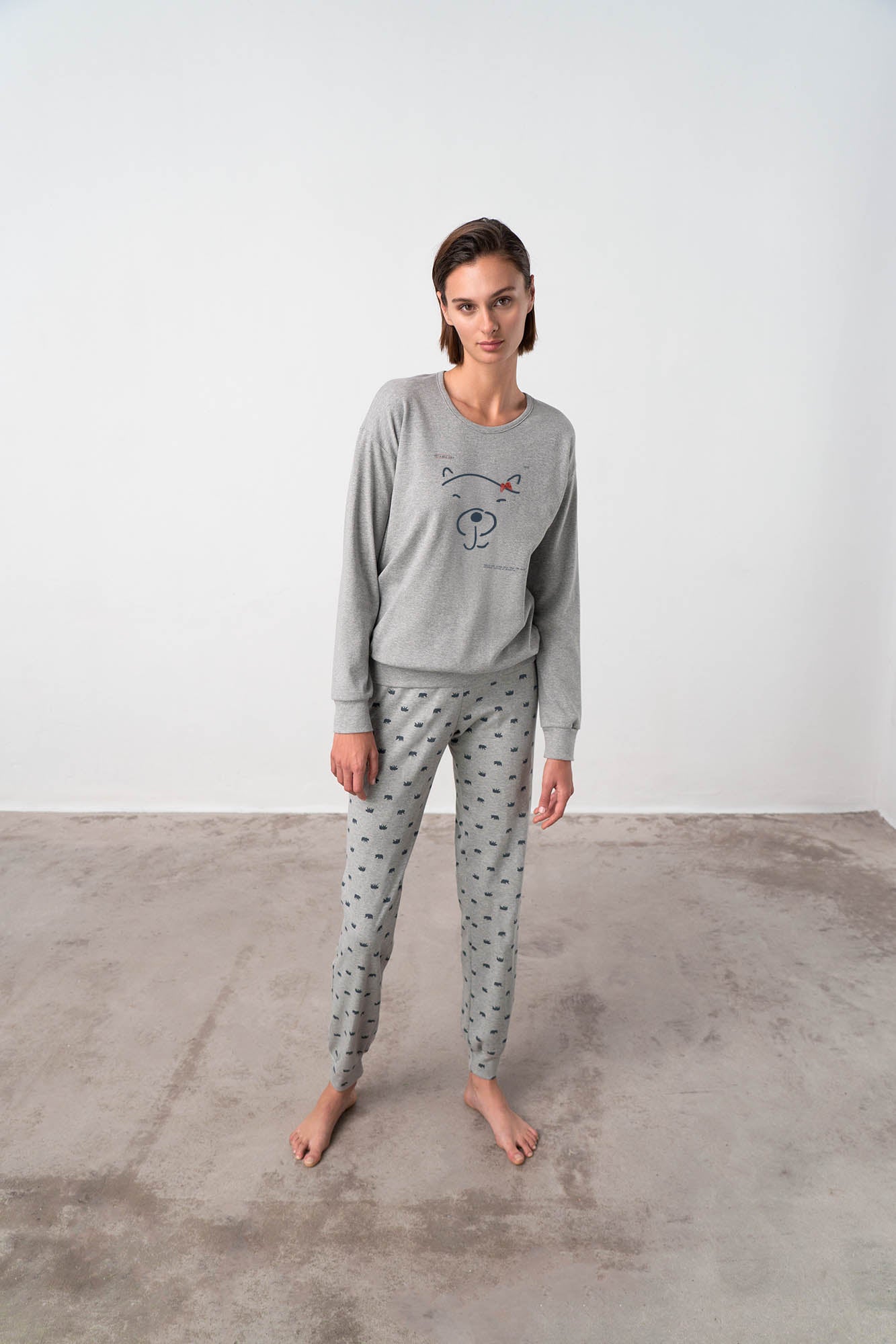 https://assets.vampfashion.com/SOFTONE_TMP_IMAGES/6_0221239546.jpg