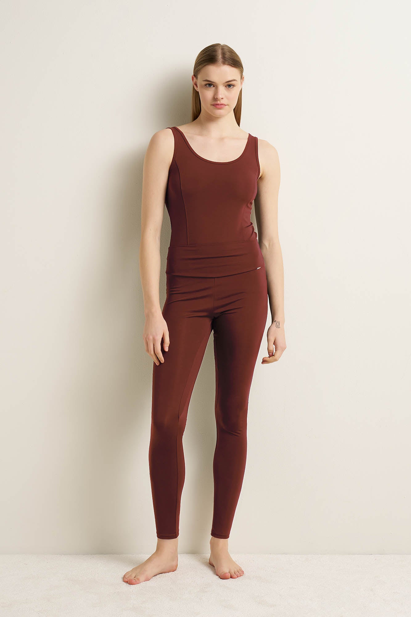 https://assets.vampfashion.com/SOFTONE_TMP_IMAGES/6_0260359066.jpg