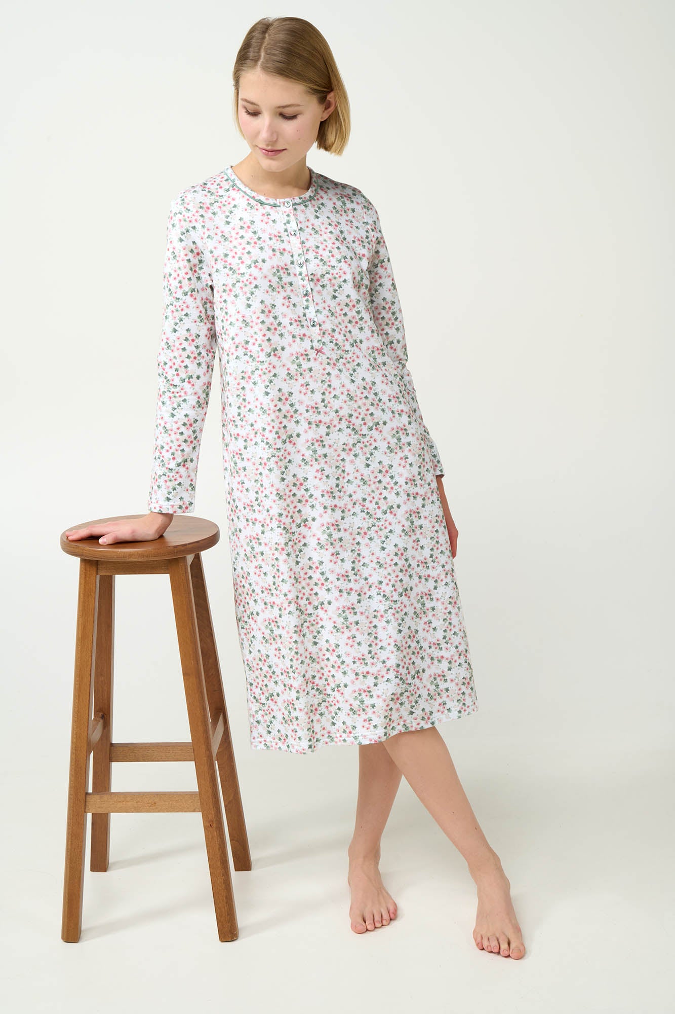 https://assets.vampfashion.com/SOFTONE_TMP_IMAGES/6_0478048647.jpg