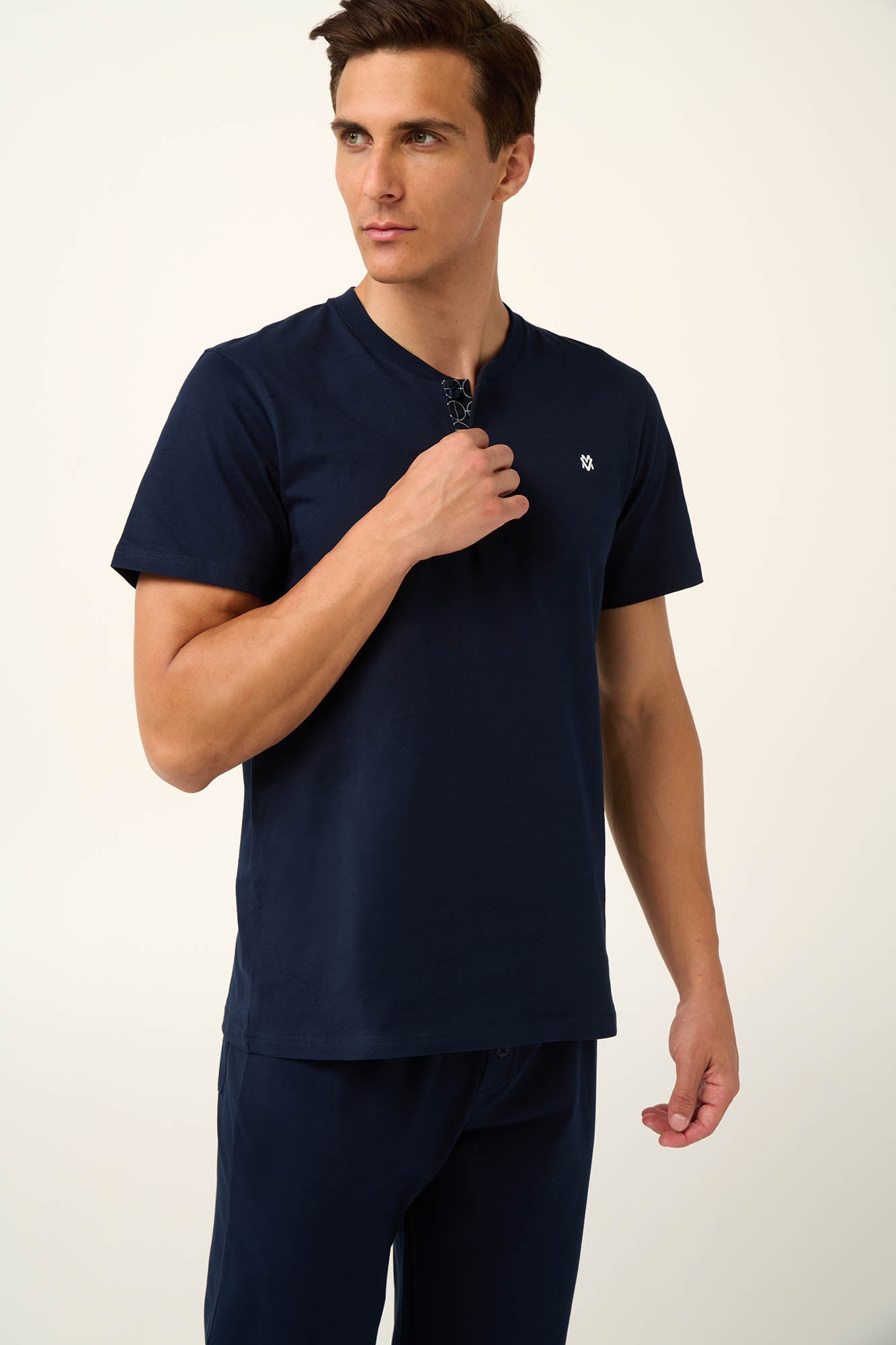 https://assets.vampfashion.com/SOFTONE_TMP_IMAGES/6_0603111778.jpg