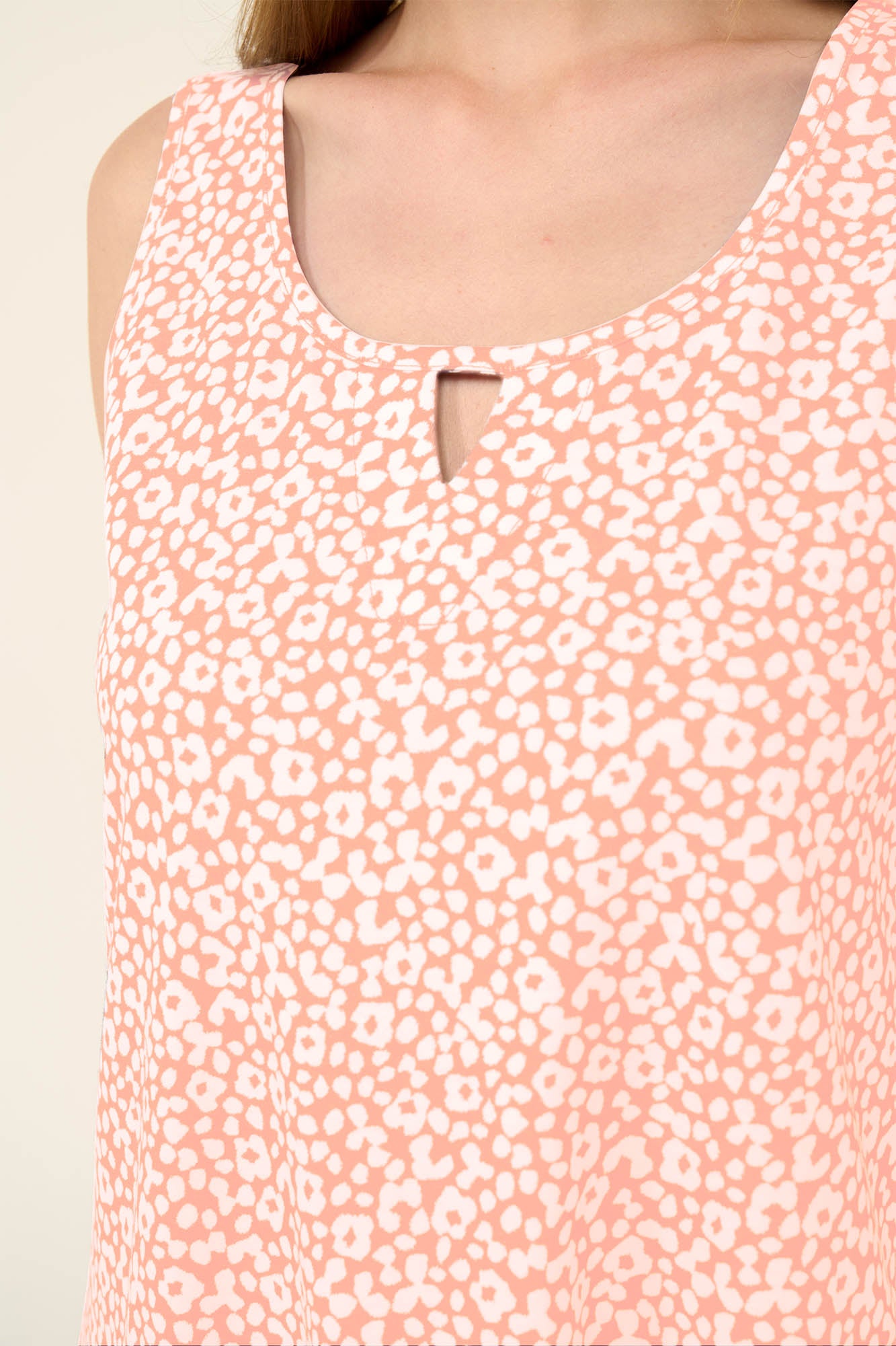https://assets.vampfashion.com/SOFTONE_TMP_IMAGES/6_0630684522.jpg