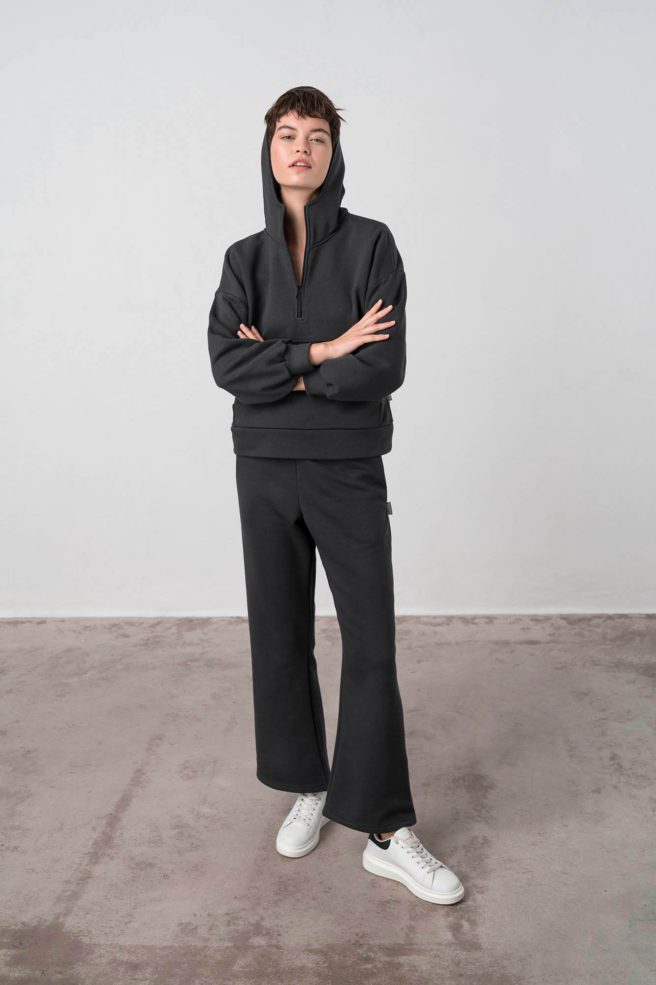 Vamp - Μονόχρωμη Μπλόυζα με Κουκούλα