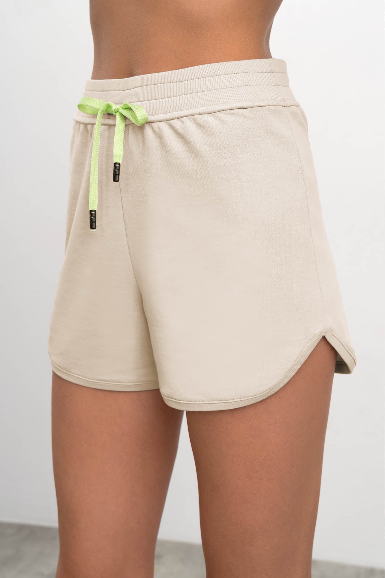 https://assets.vampfashion.com/SOFTONE_TMP_IMAGES/6_0723910389.jpg