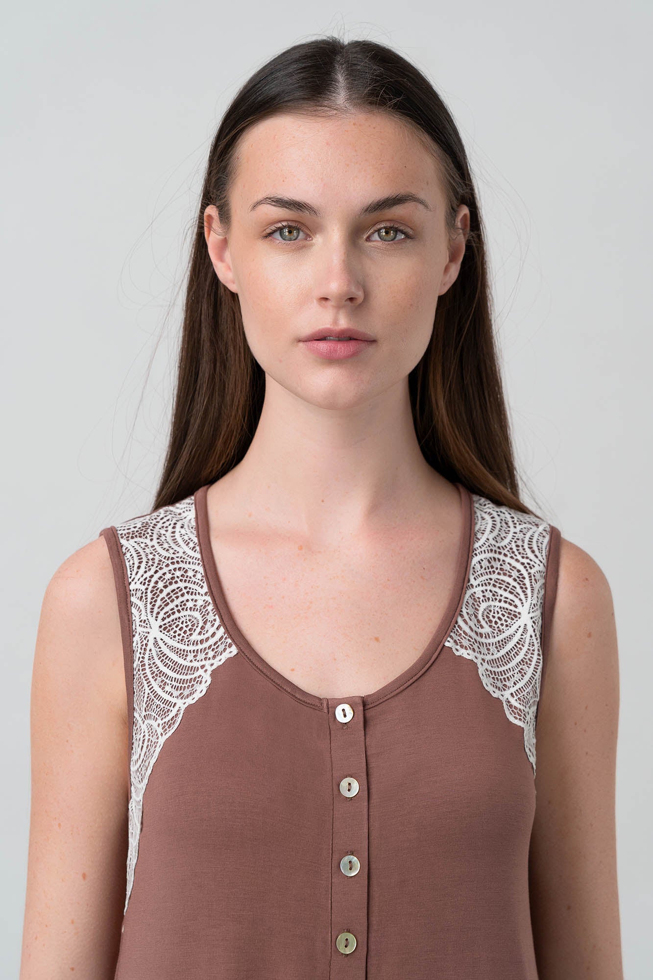 https://assets.vampfashion.com/SOFTONE_TMP_IMAGES/6_0733167503.jpg