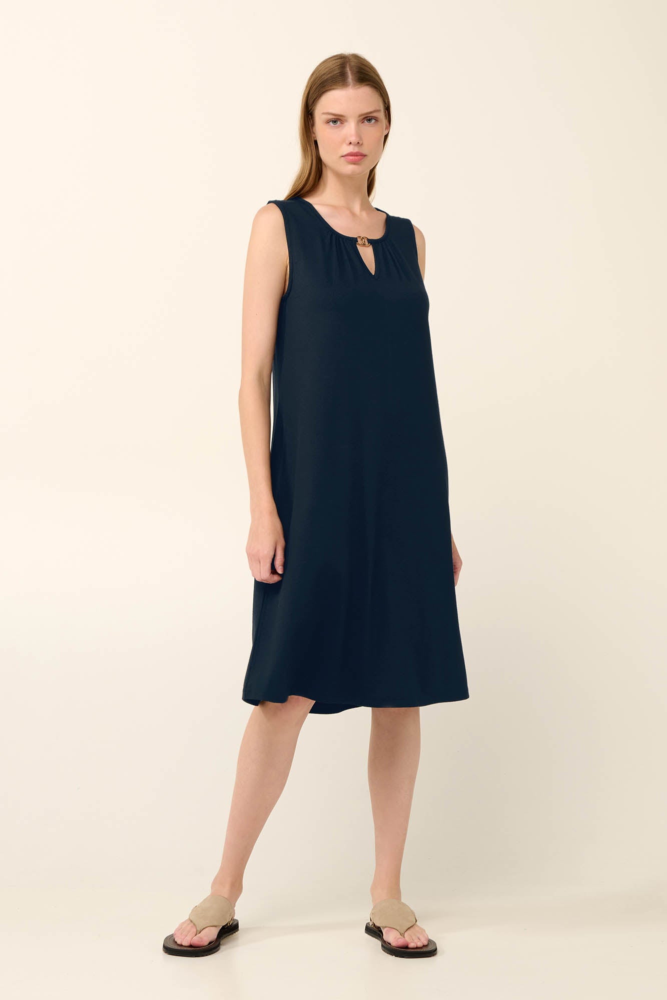 https://assets.vampfashion.com/SOFTONE_TMP_IMAGES/6_0738965987.jpg