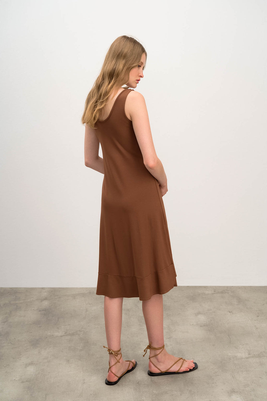 https://assets.vampfashion.com/SOFTONE_TMP_IMAGES/6_0765632898.jpg