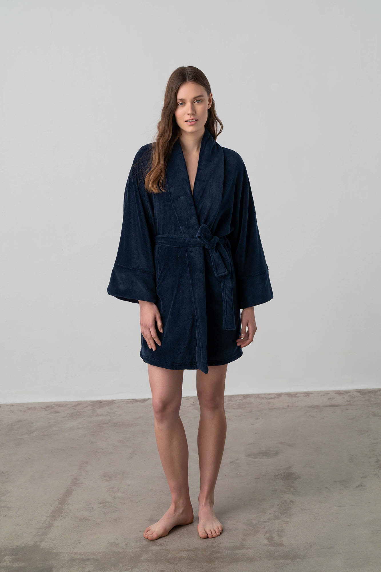 Vamp - Μονόχρωμη Σταυρωτή Ρόμπα