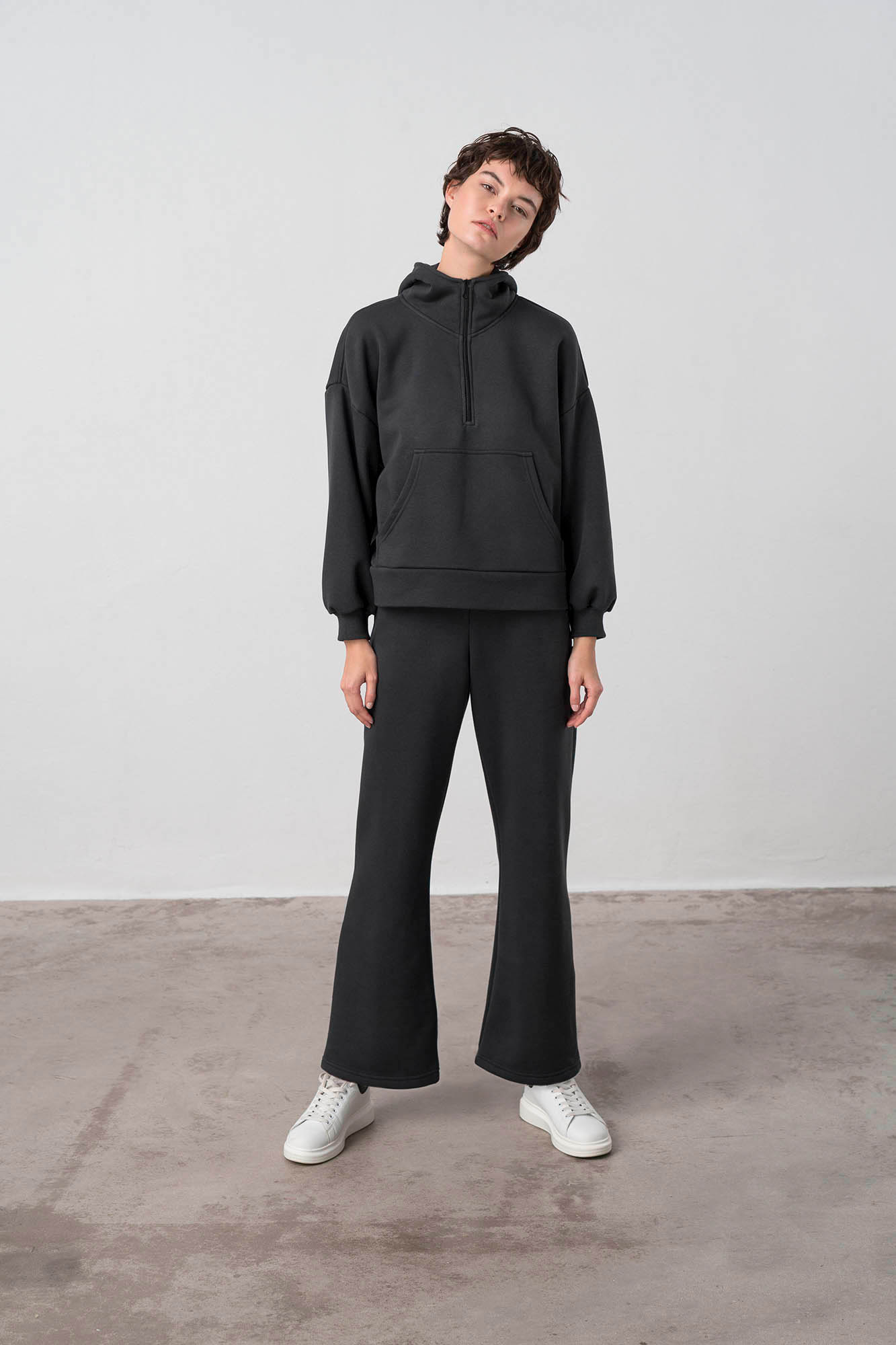 Vamp - Μονόχρωμο Παντελόνι Καμπάνα