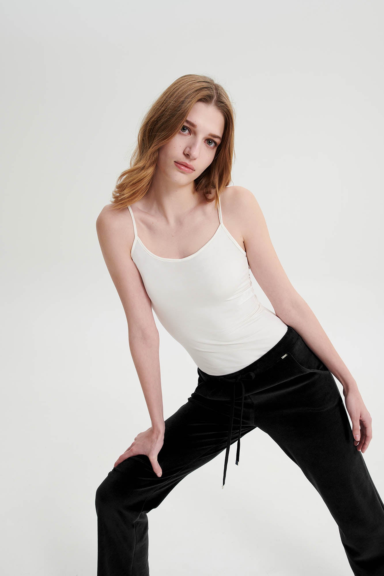 https://assets.vampfashion.com/SOFTONE_TMP_IMAGES/7_0040877708.jpg
