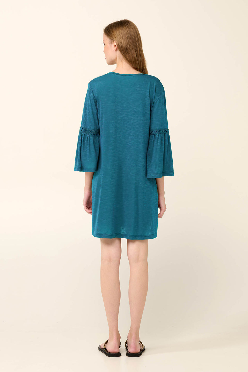 https://assets.vampfashion.com/SOFTONE_TMP_IMAGES/7_0083298584.jpg
