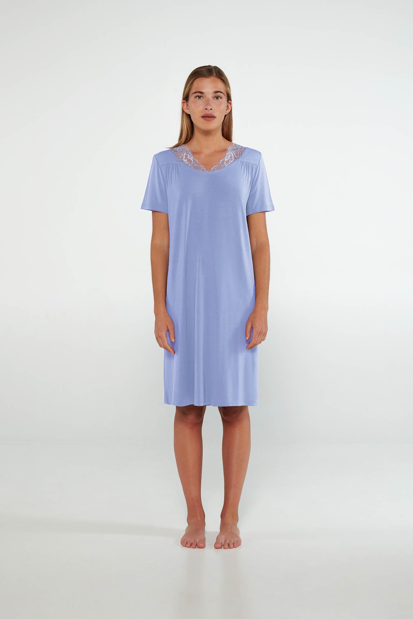 https://assets.vampfashion.com/SOFTONE_TMP_IMAGES/7_0357438023.jpg