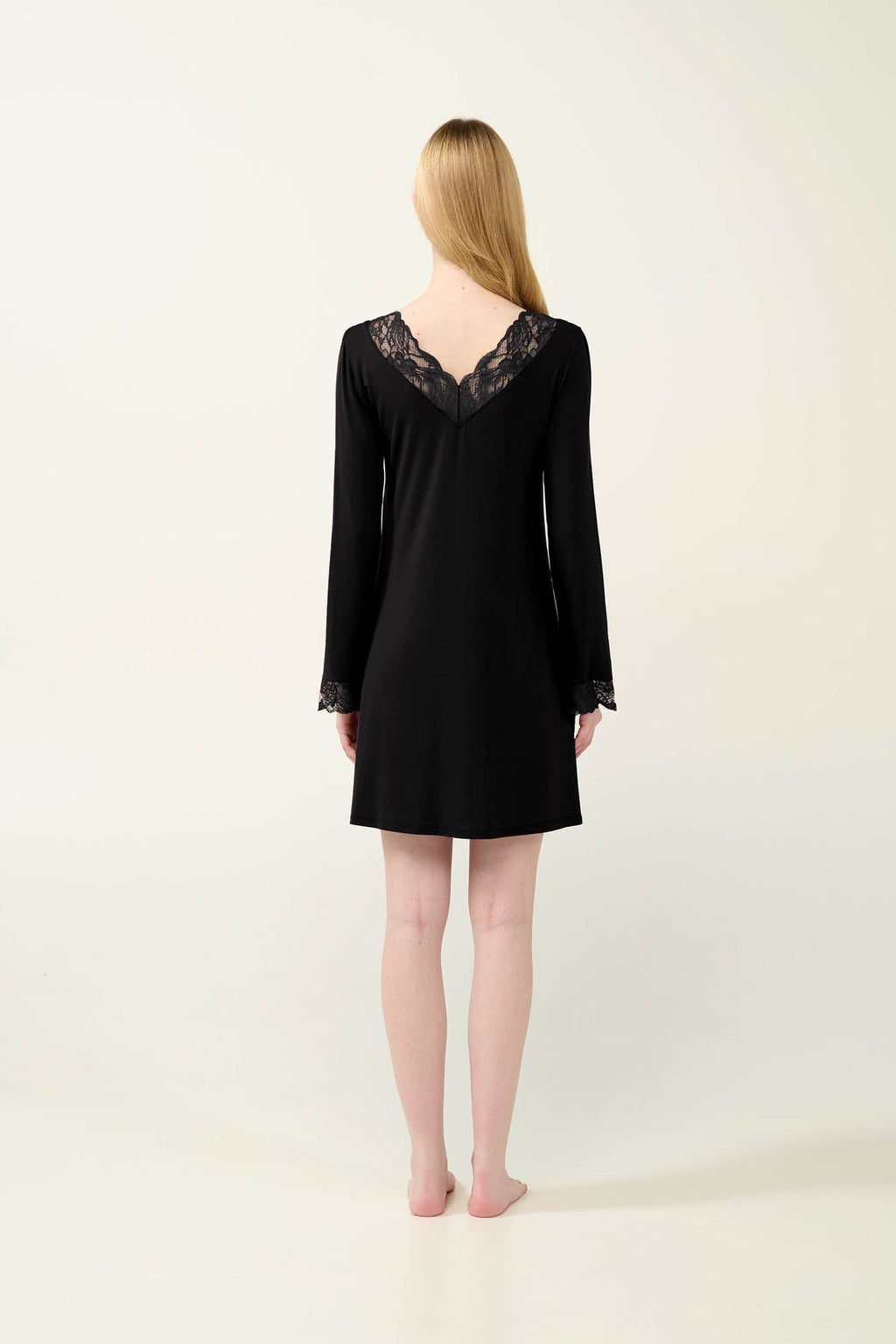 https://assets.vampfashion.com/SOFTONE_TMP_IMAGES/7_0525553464.jpg