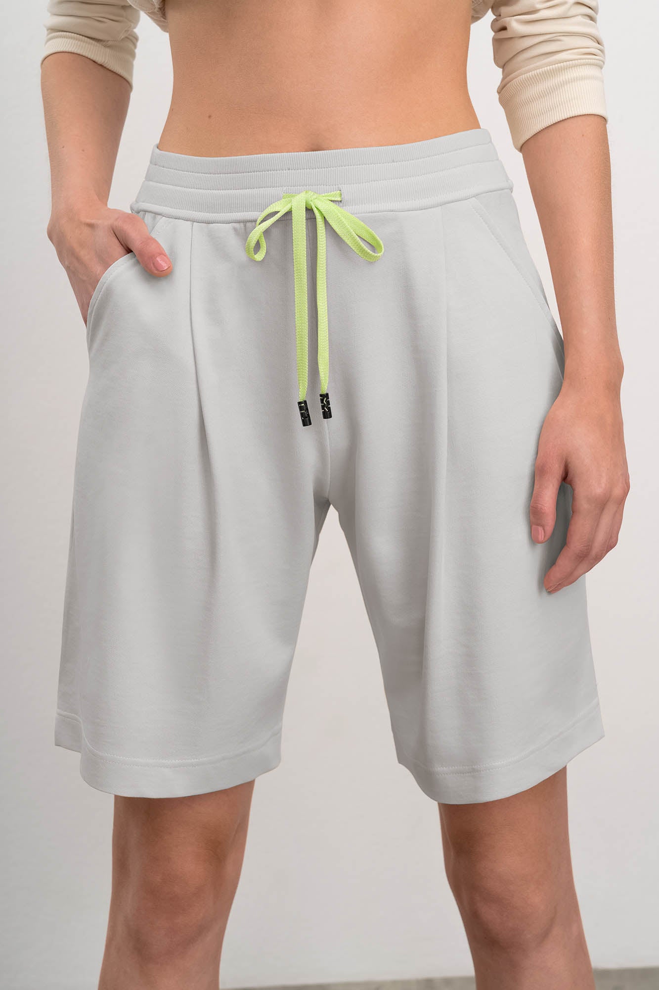 https://assets.vampfashion.com/SOFTONE_TMP_IMAGES/7_0559866570.jpg
