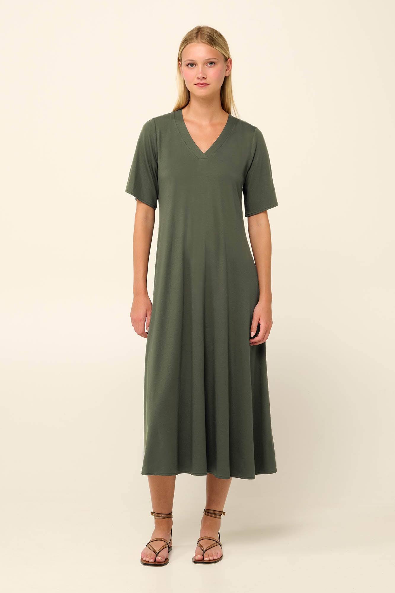 https://assets.vampfashion.com/SOFTONE_TMP_IMAGES/8_0121442869.jpg