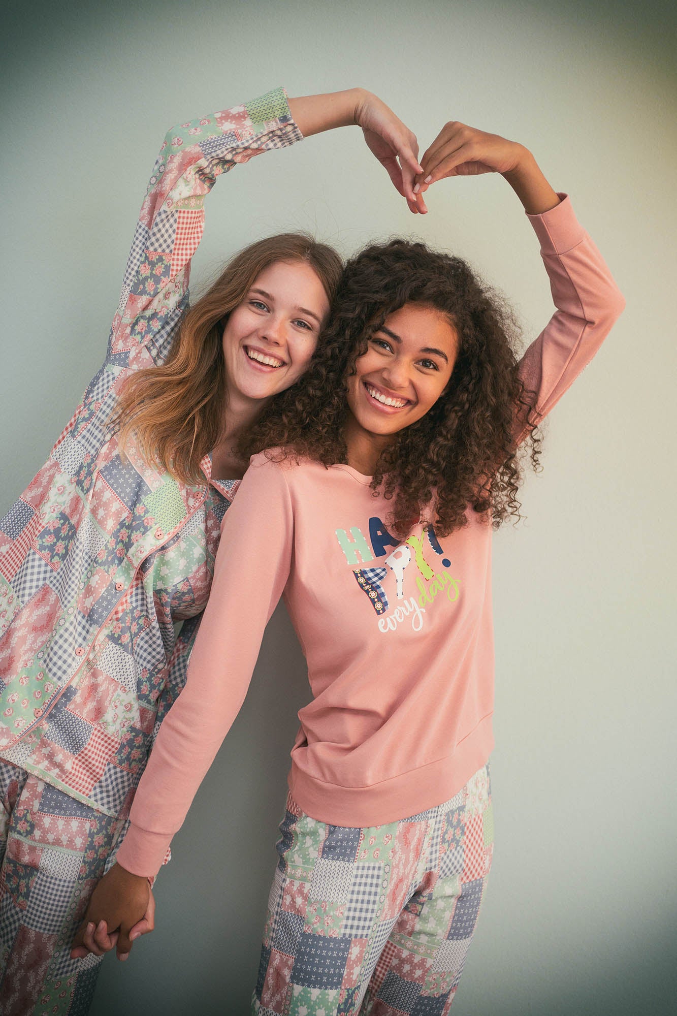 https://assets.vampfashion.com/SOFTONE_TMP_IMAGES/8_0644905761.jpg