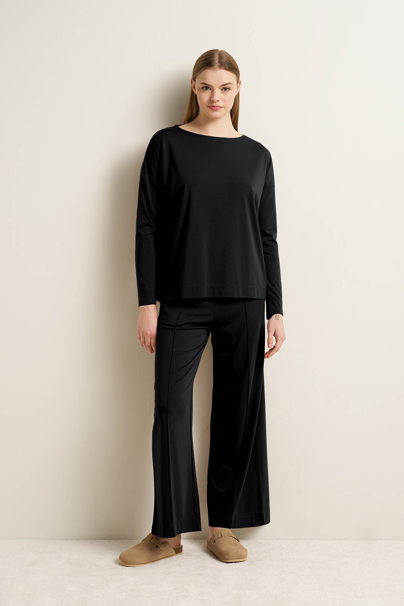 https://assets.vampfashion.com/SOFTONE_TMP_IMAGES/9_0070950294.jpg