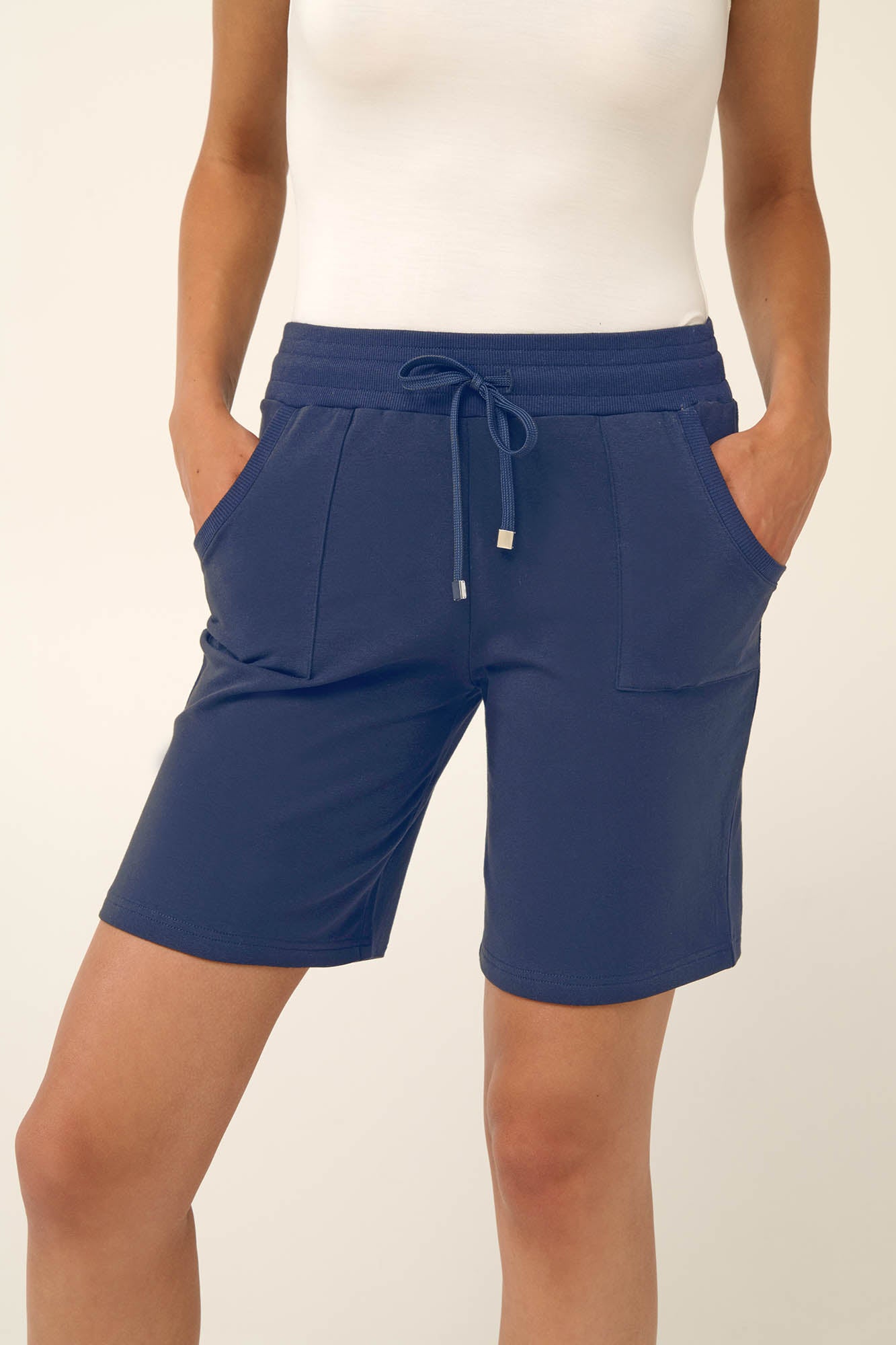 https://assets.vampfashion.com/SOFTONE_TMP_IMAGES/9_0271389795.jpg