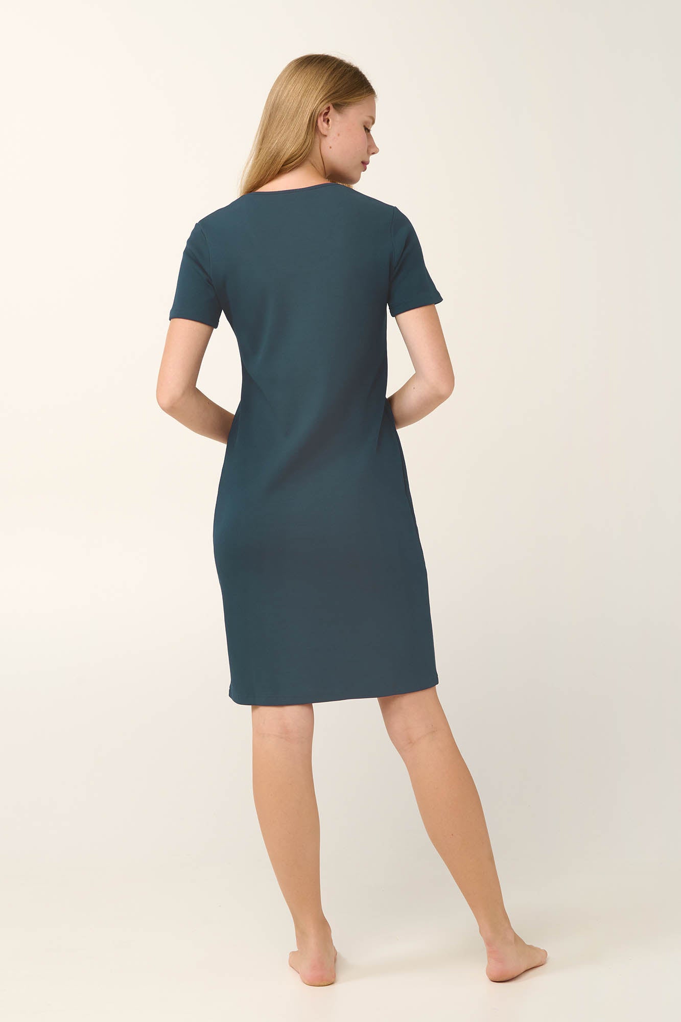 https://assets.vampfashion.com/SOFTONE_TMP_IMAGES/9_0429292845.jpg