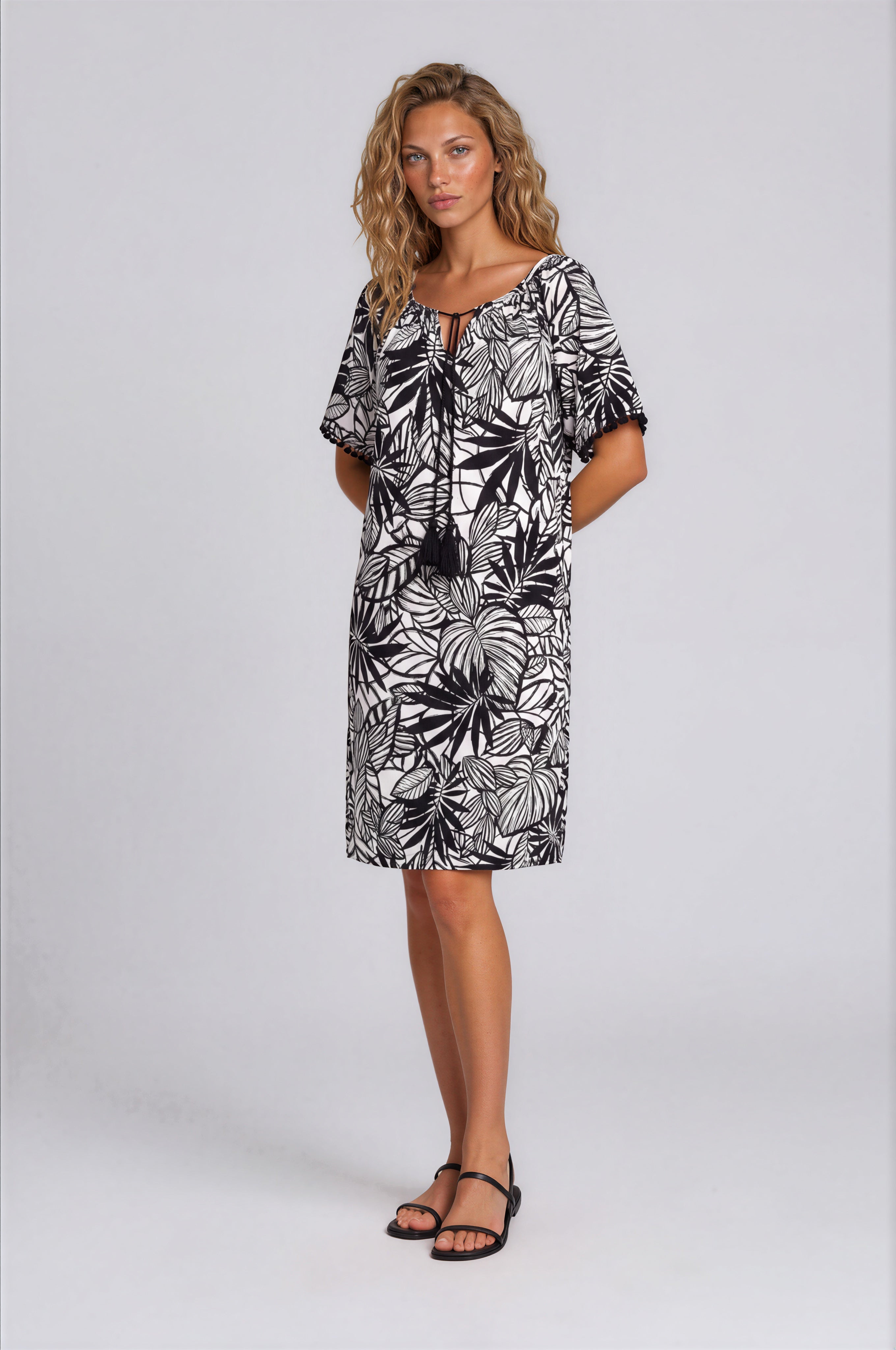 Pink Label - Beachwear Black Flower