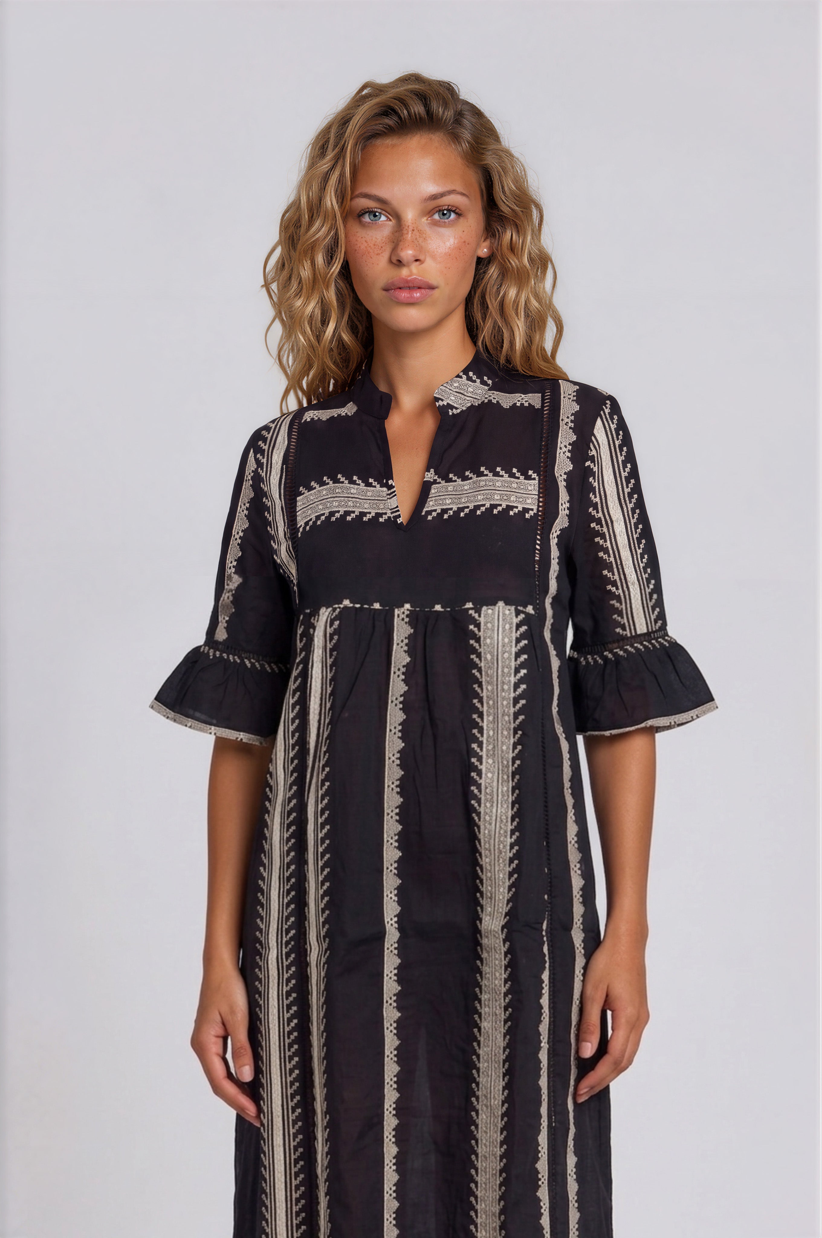 Pink Label - Beachwear Green & Black Embroidery