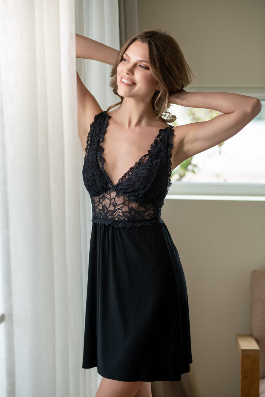 Harmony - Νυχτικό Μονόχρωμο Viscose/Elastan Ράντα Με Δαντέλα Black