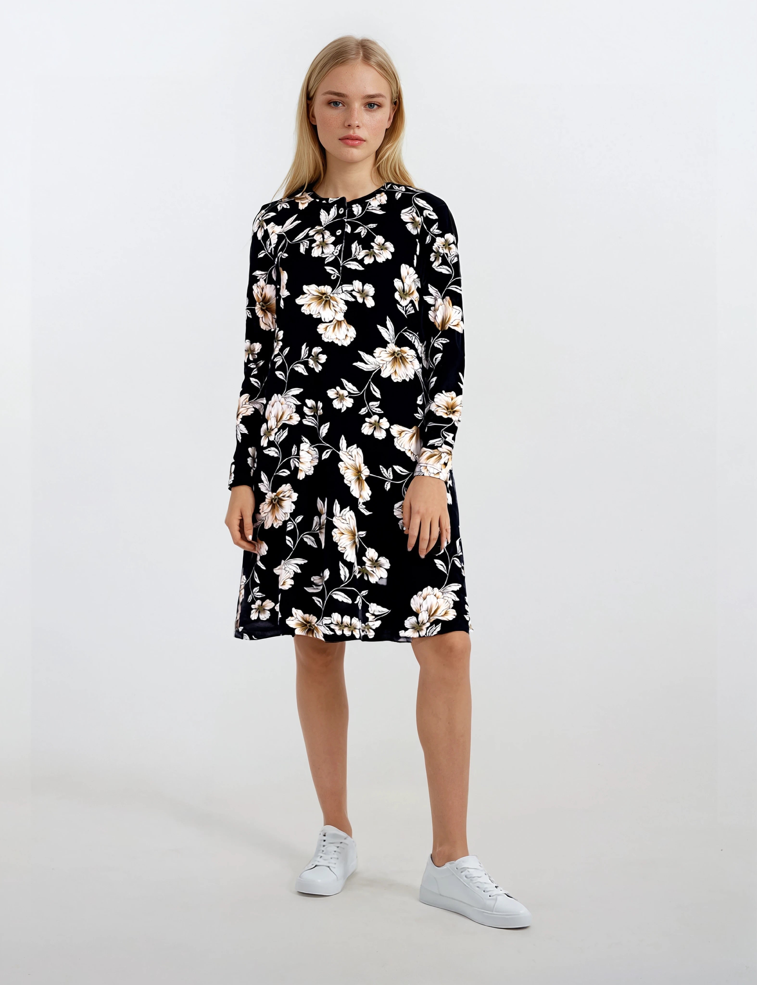 Pink Label - Nightgown Black Flowers