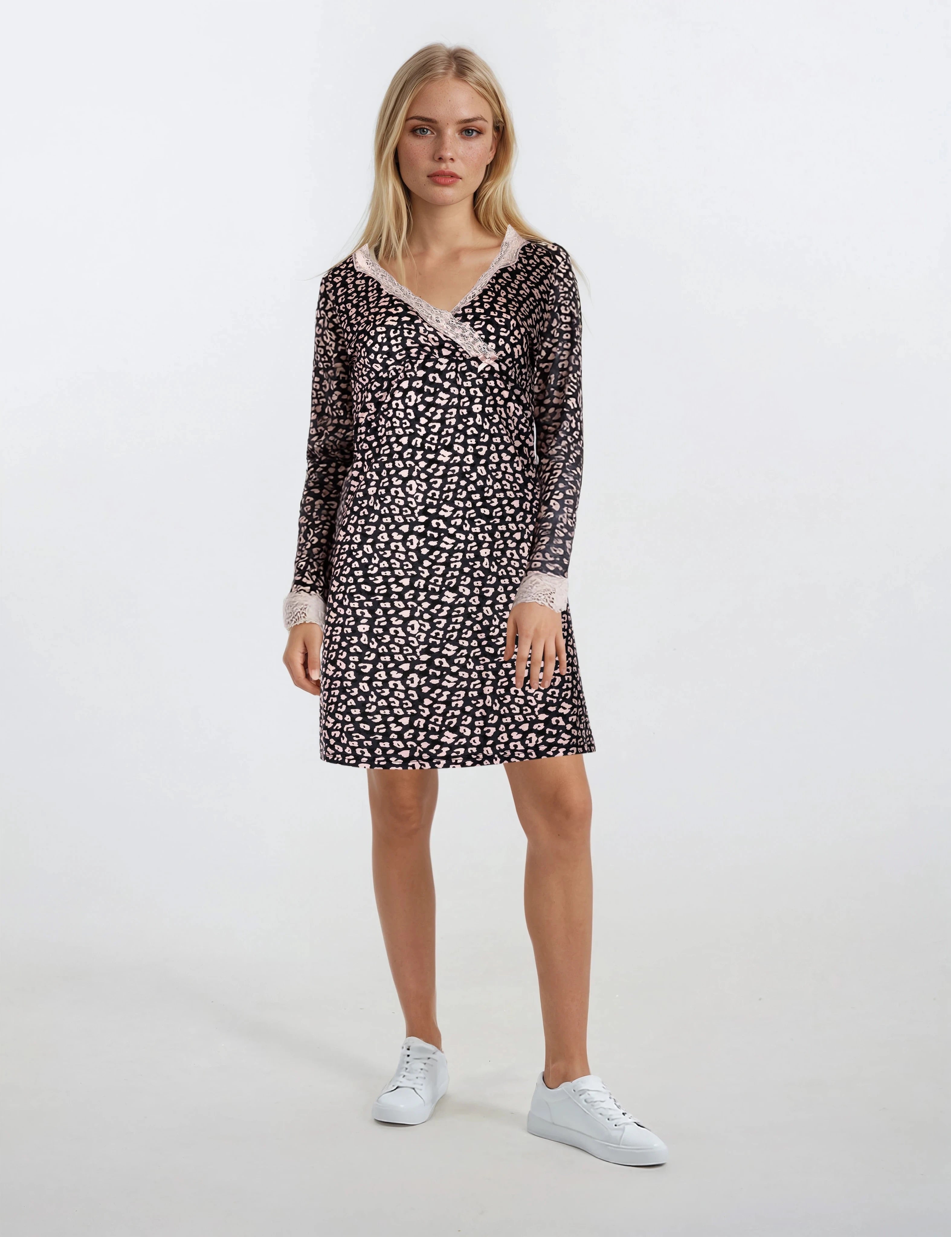Pink Label - Nightgown Blue Leo