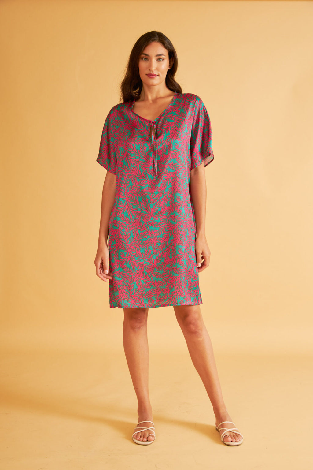 Harmony - Φόρεμα Satin Κοντό Με / Μανίκι Και Δέσιμο Magenta/Green